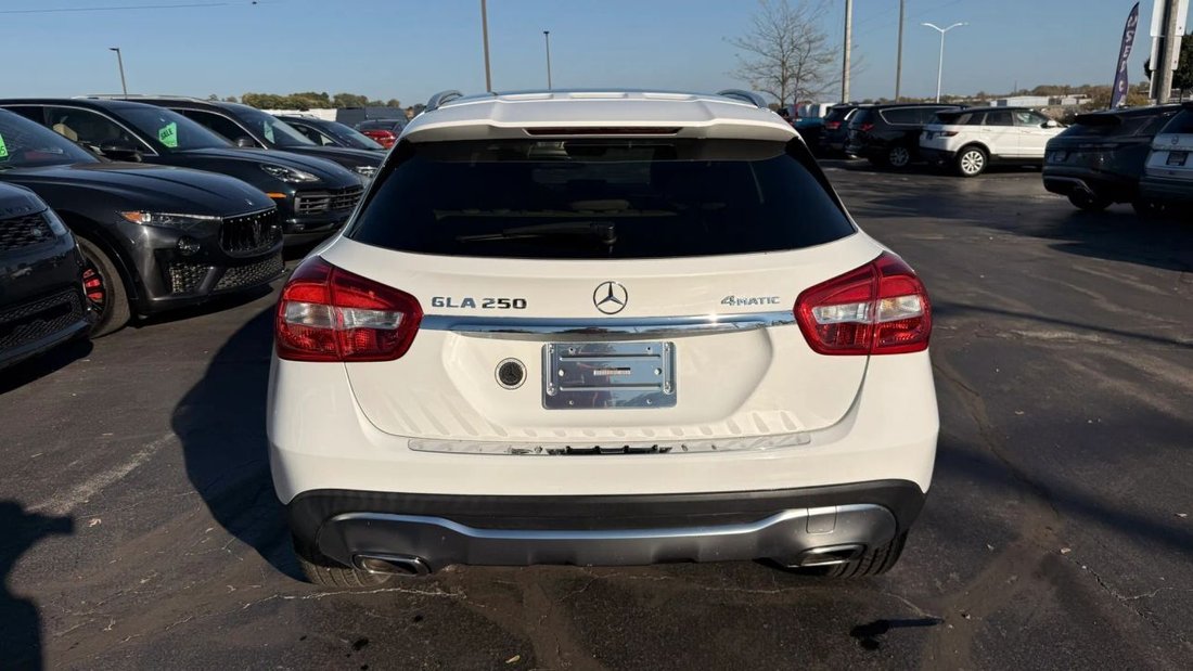 Suv in Milwaukee, WI, United States 4 - 19100422