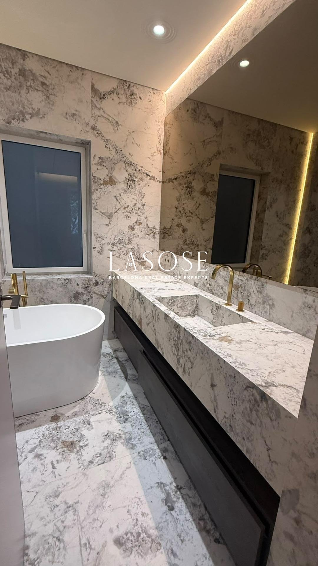 Appartement à Sarrià-Sant Gervasi, Barcelone, Espagne 2 - 19099786