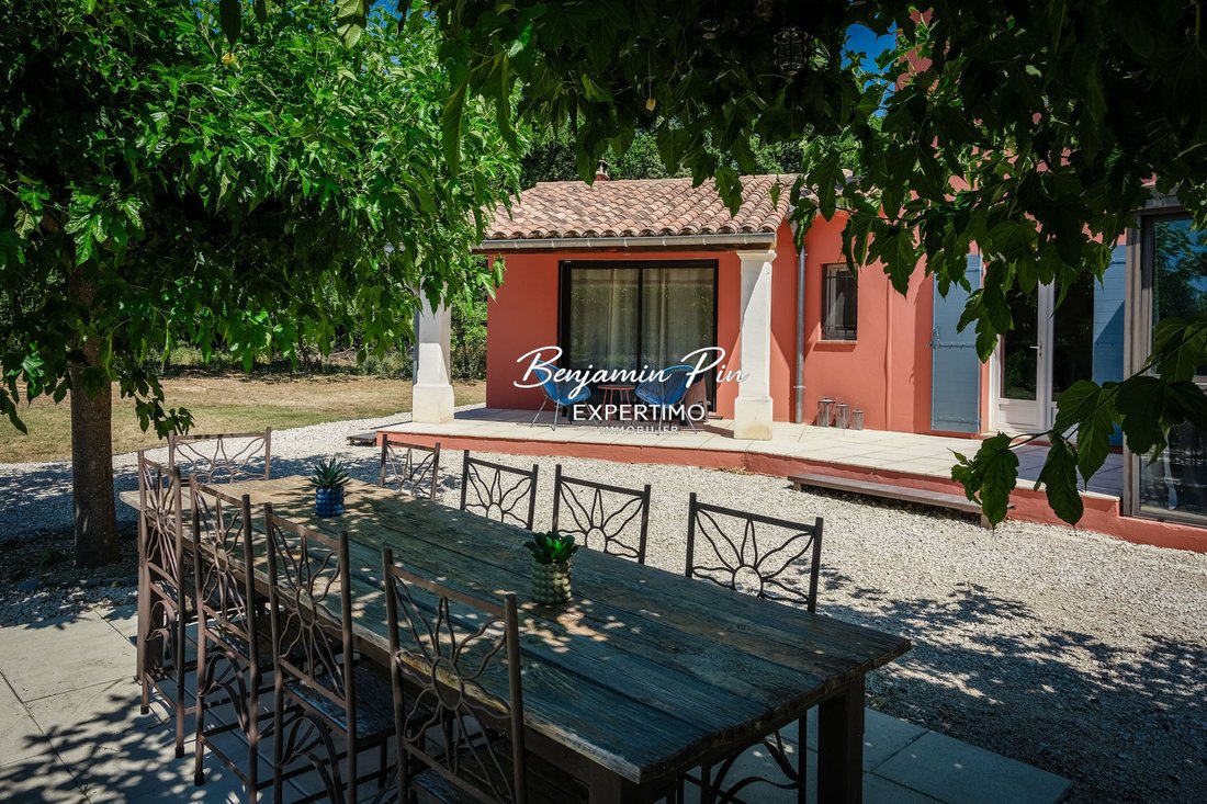 Villa in Saint-Saturnin-lès-Apt, Provence-Alpes-Côte d'Azur, Frankreich 4 - 19099932