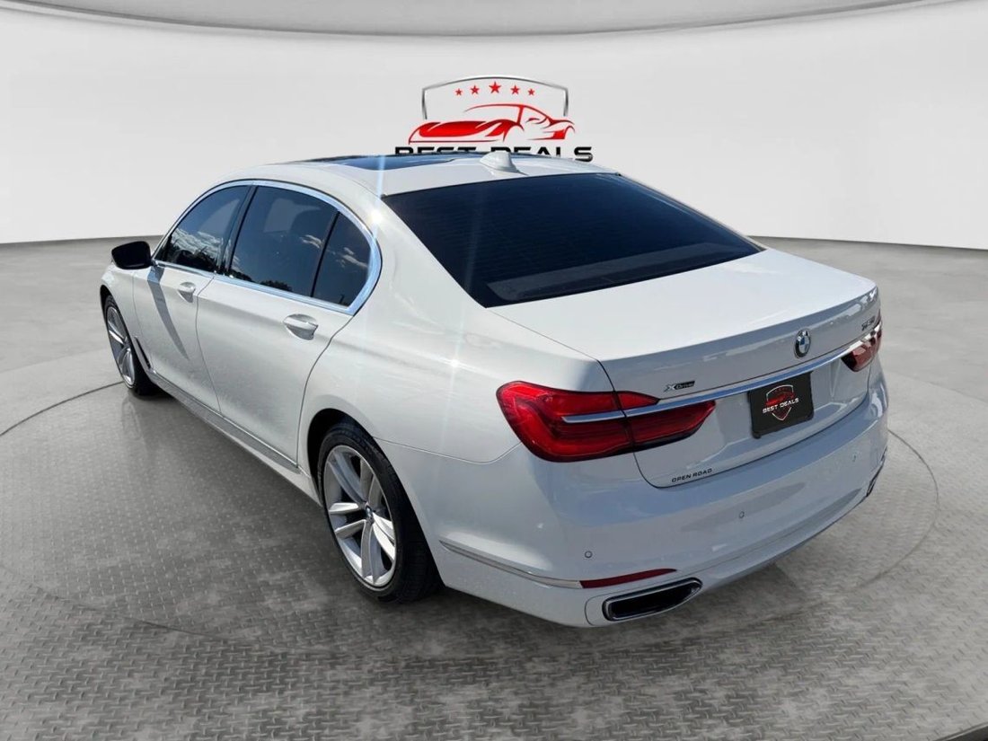 Sedan in Gainesville, FL, United States 3 - 19100444