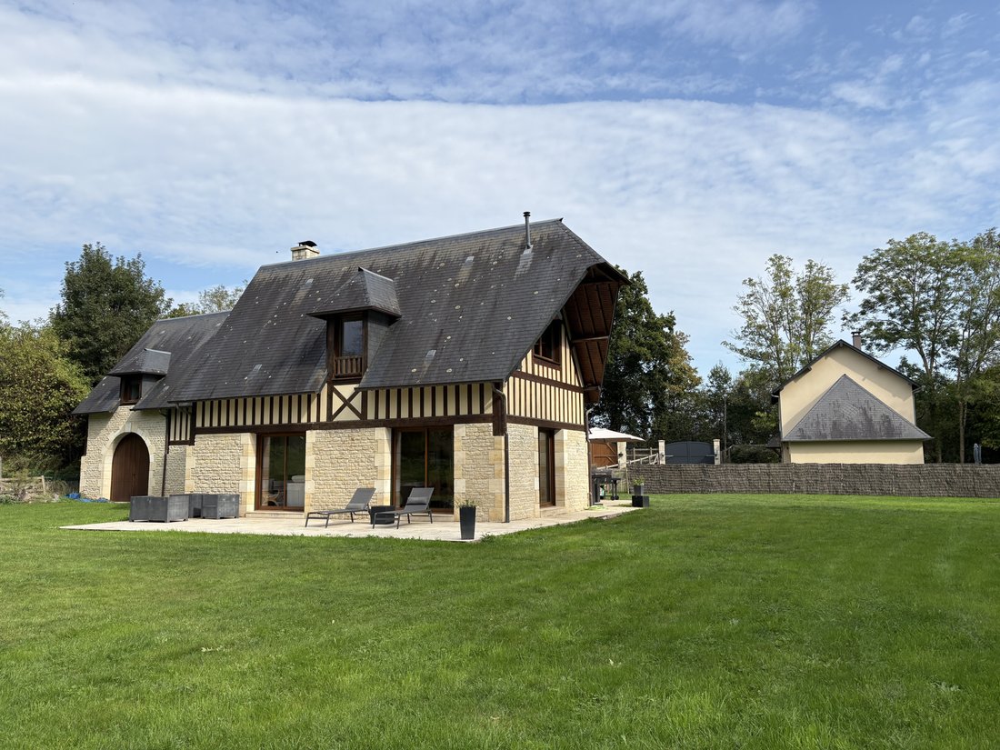 Castello a Beaumont-en-Auge, Normandia, Francia 2 - 19099958
