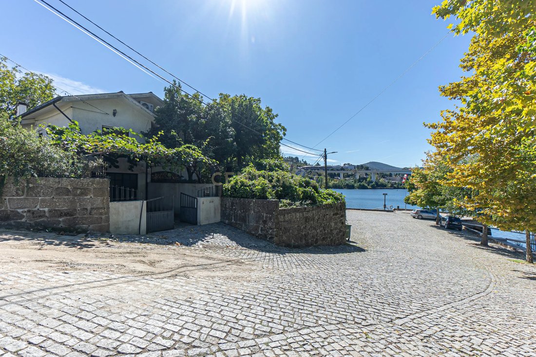 Azienda agricola a Alpendorada, Varzea e Torrao, Oporto, Portogallo 5 - 19100156