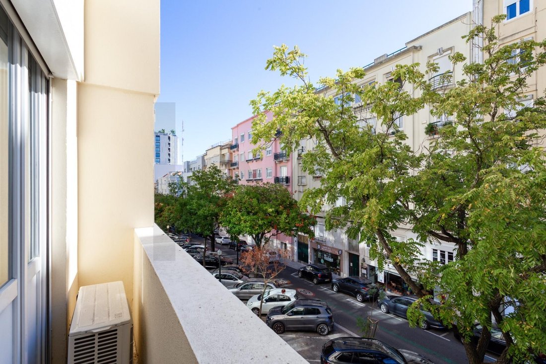 Apartment in Avenidas Novas, Lisbon, Portugal 5 - 19100252