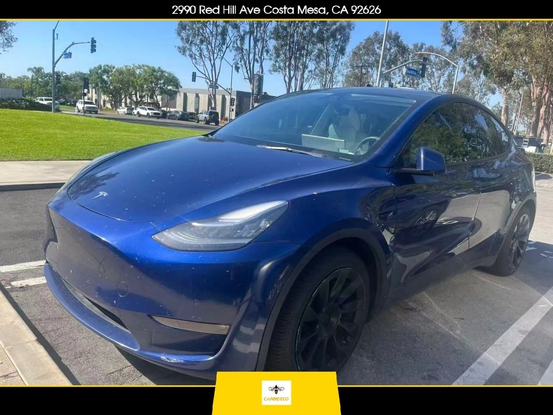 Suv in Costa Mesa, CA, United States 1 - 19100368