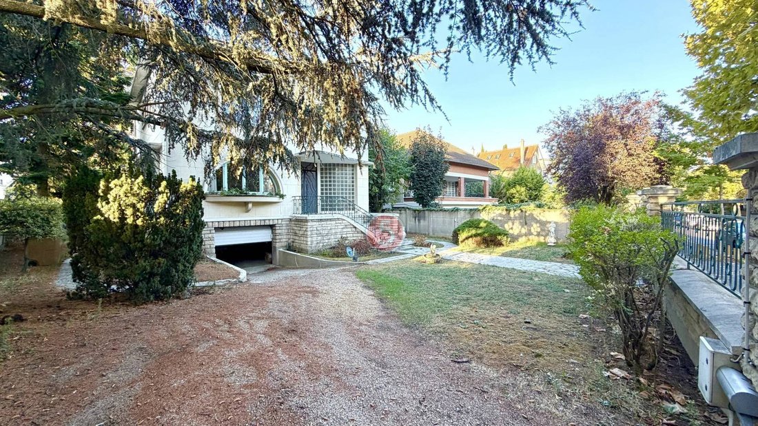 House in Les Pavillons-sous-Bois, Ile-de-France, France 2 - 19100050