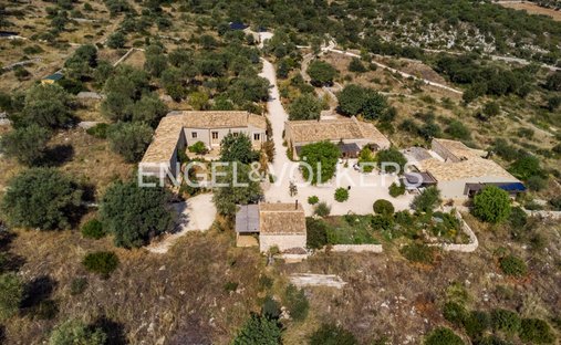 Anwesen in San Corrado di Fuori - Lenzavacche, Noto, Sizilien 1