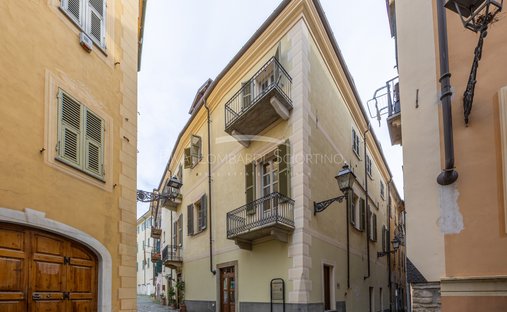 Eigentumswohnung in Centro, Acqui Terme, Piemont 1