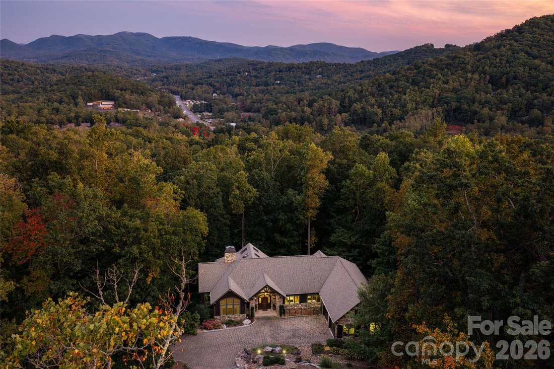 House in Fairview, North Carolina, United States 3 - 19100596