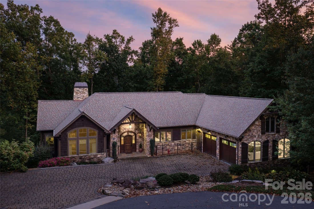 House in Fairview, North Carolina, United States 2 - 19100596