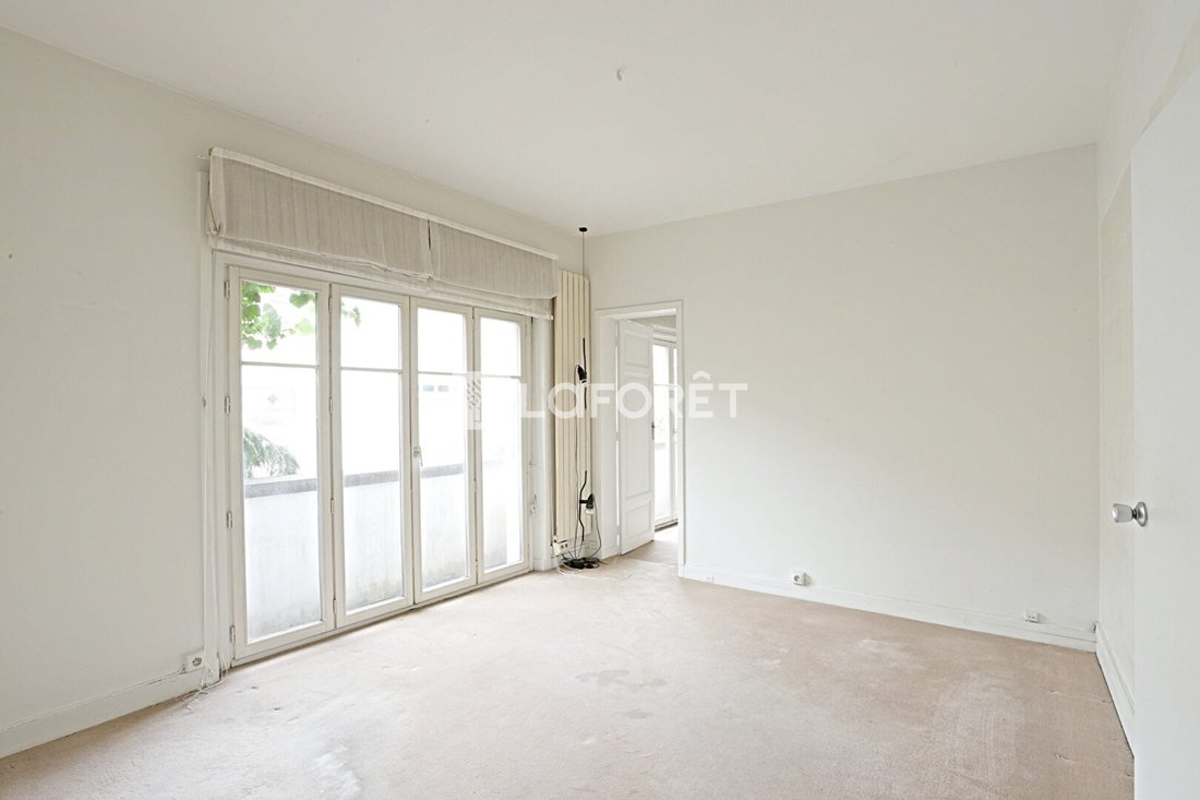 Apartment in Mouton Duvernet, Paris 14e Arrondissement, Paris 2 - 19100633