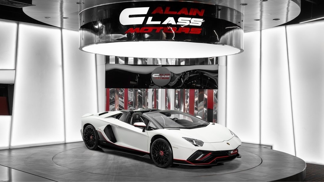 Roadster in Dubai, United Arab Emirates 1 - 19100702