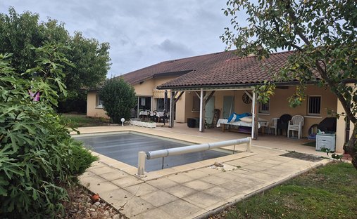 Villa à Saint-Denis-lès-Bourg, Auvergne-Rhône-Alpes, France 1