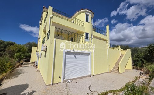 Villa in Argostoli, Peloponnese, Western Greece and the Ionian, Griechenland 1