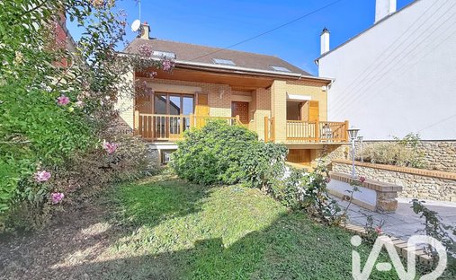 Casa a L'Orangerie-Centre Ville, Eaubonne, Francia 1