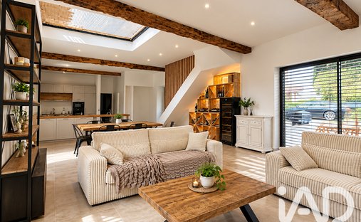 Maison à Reyrieux, Auvergne-Rhône-Alpes, France 1