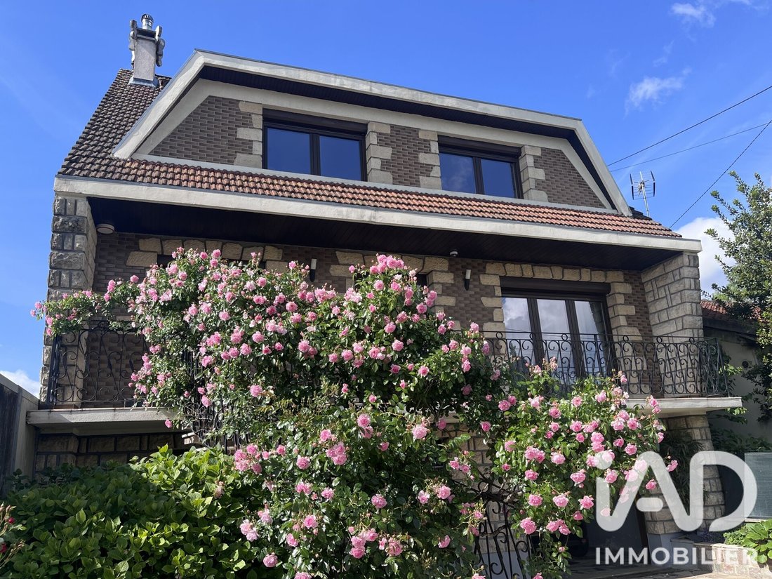 House in Montfermeil, Ile-de-France, France 3 - 19100869