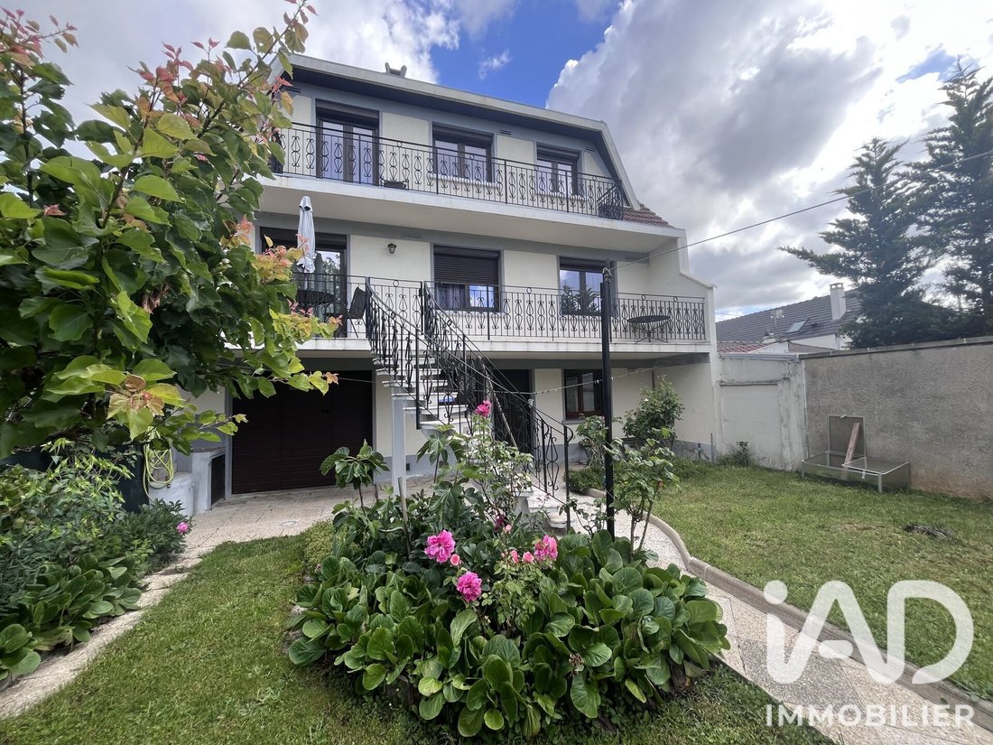 House in Montfermeil, Ile-de-France, France 2 - 19100869