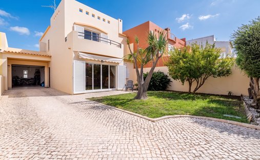 House in Sao Goncalo de Lagos, Algarve, Portugal 1