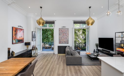 Land in Bayswater, Westminster, England 1