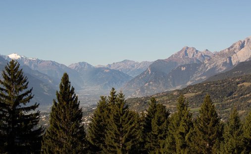 Chalet à Lens, Valais, Suisse 1