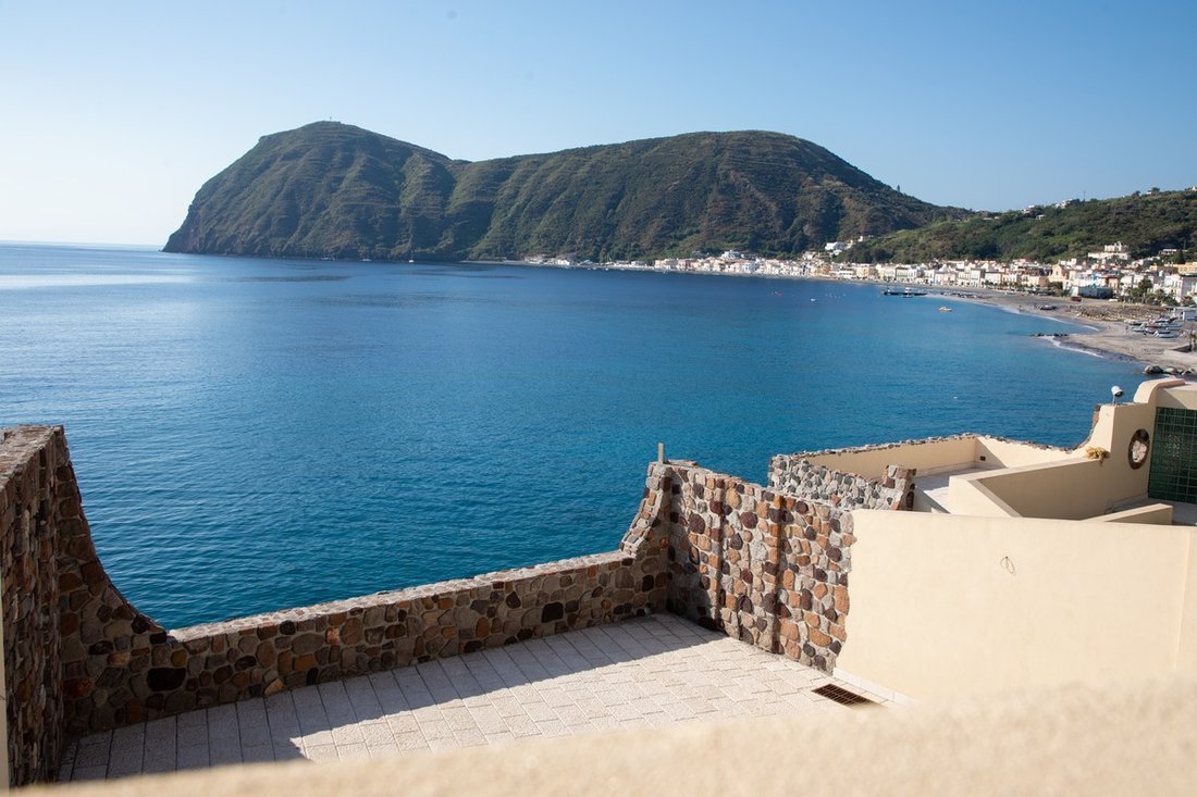 Maison à Lipari, Sicile, Italie 1 - 19101082