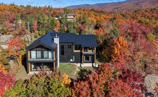Villa in Mont-Tremblant, Quebec, Canada 1