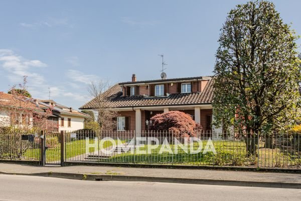 Villa à Mediglia, Lombardie, Italie 2 - 15831899