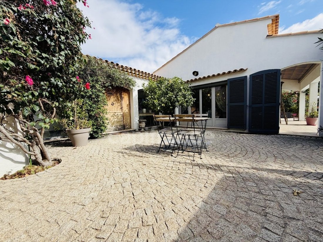 House in Val de Cagne-Colline Route de Vence, Cagnes-sur-Mer, France 2 - 19102655