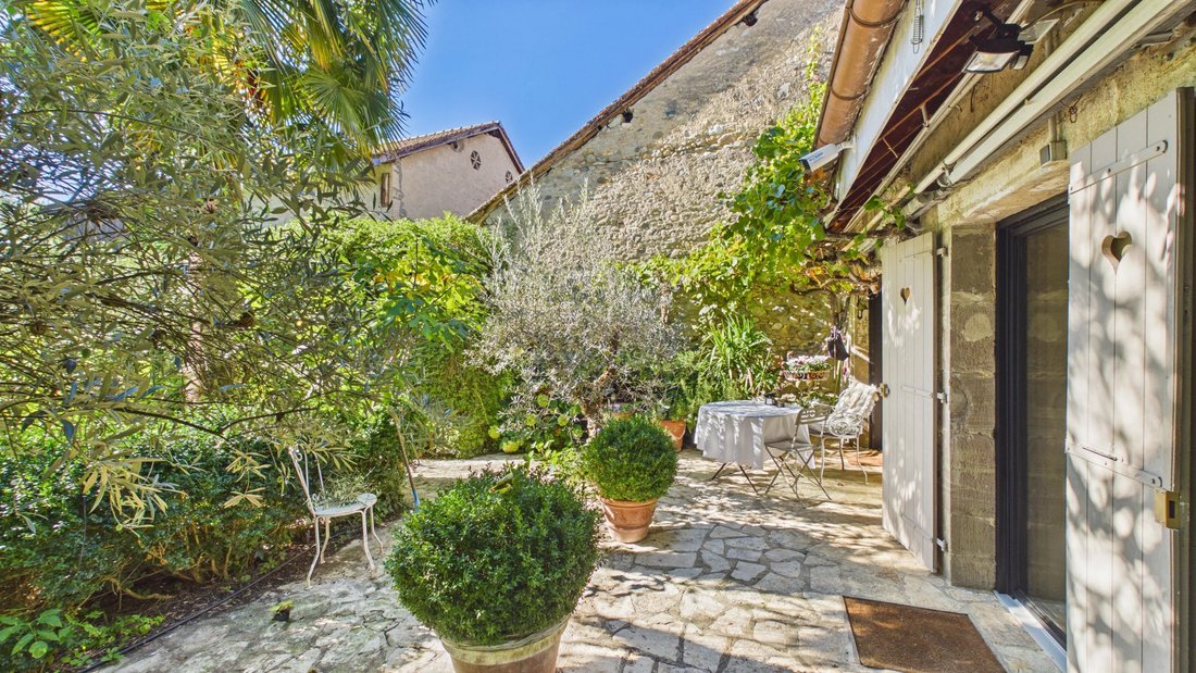 Finca en Veigy-Foncenex, Auvernia-Ródano-Alpes, Francia 1 - 19102079