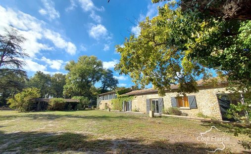 Maison à Budos, Nouvelle-Aquitaine, France 1