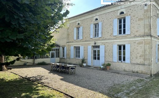 Casa en Gensac, Nueva Aquitania, Francia 1