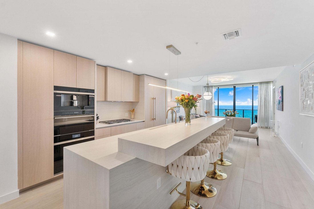 Condo in Hillsboro Beach, Florida, United States 1 - 19101878