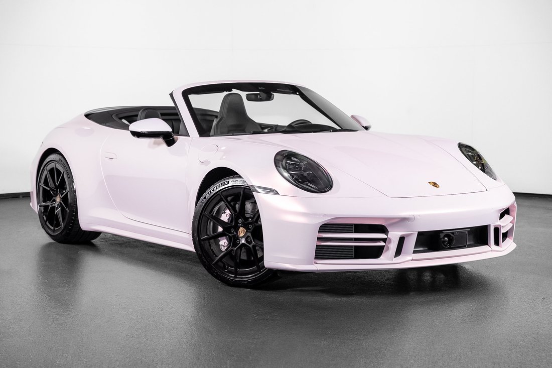 Cabriolet in Pompano Beach, FL, United States 1 - 19102041