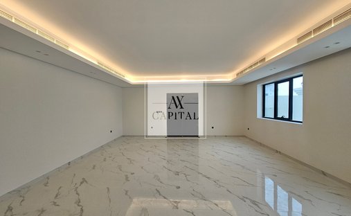 Villa in Downtown Dubai, Dubai, United Arab Emirates 1