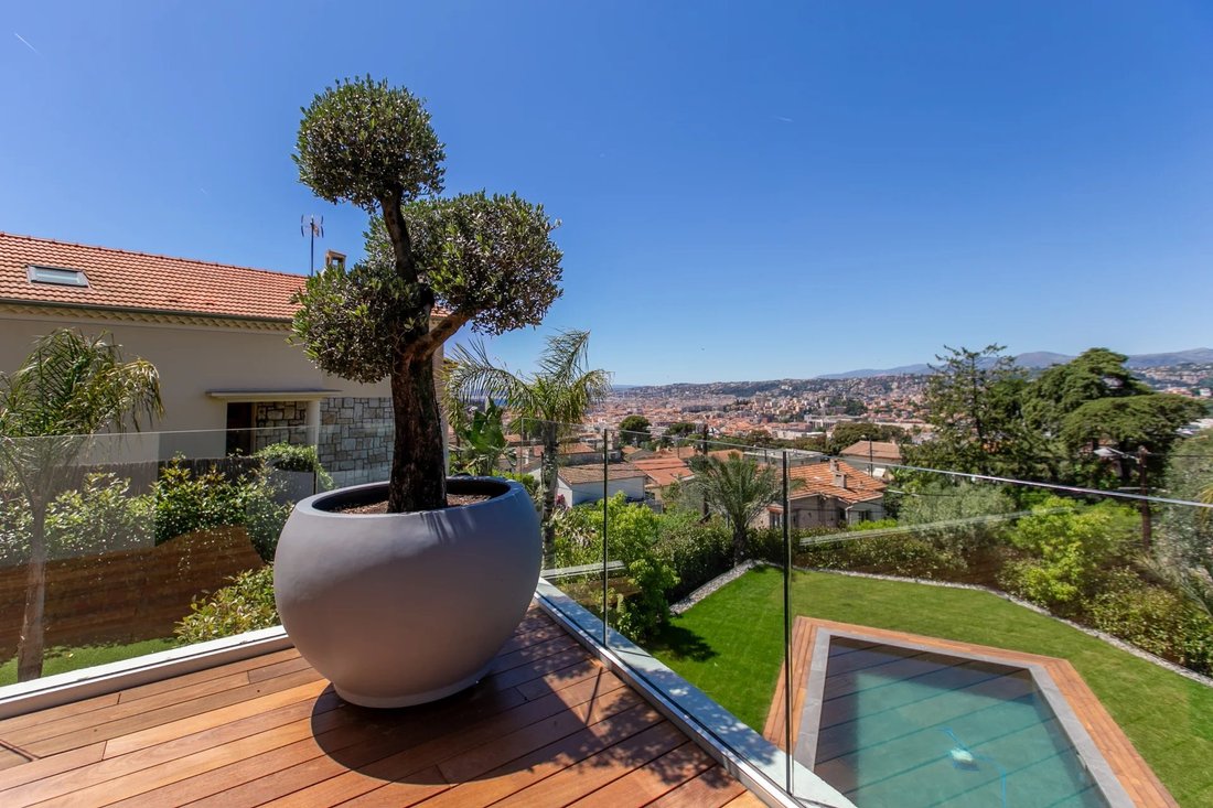 Villa en Niza, Provenza-Alpes-Costa Azul, Francia 4 - 19102607