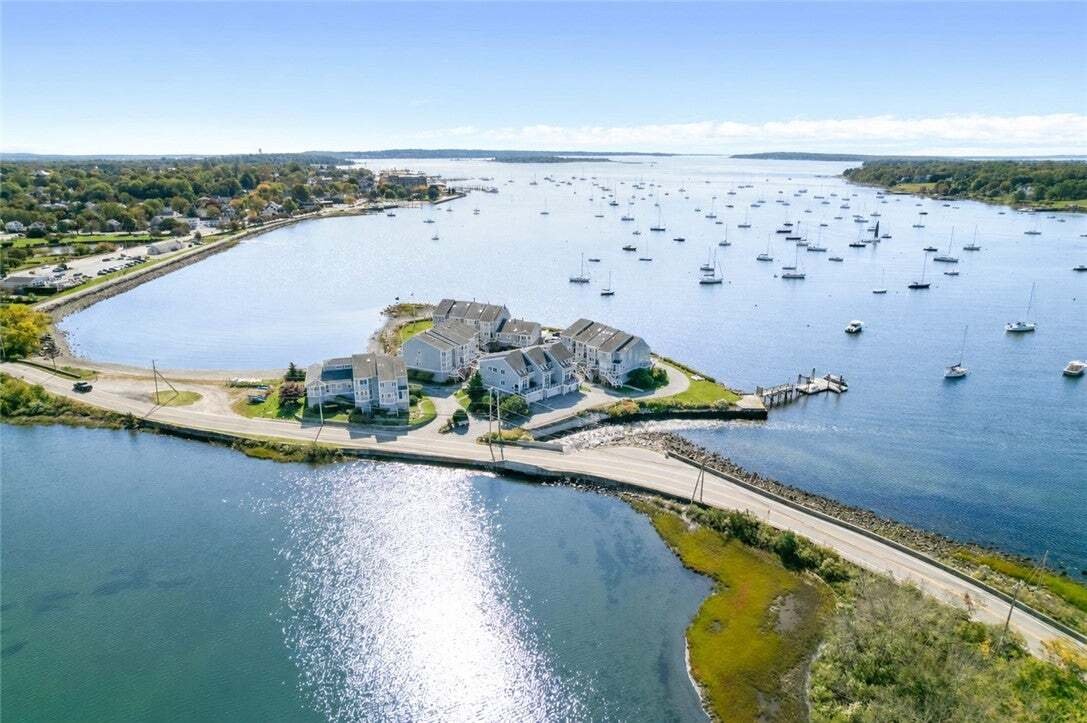 Condominio a Bristol, Rhode Island, Stati Uniti 2 - 19101384