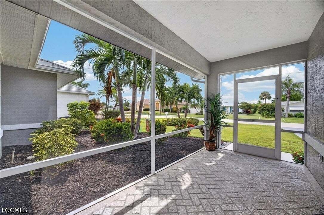 House in Cape Coral, Florida, United States 4 - 19101498