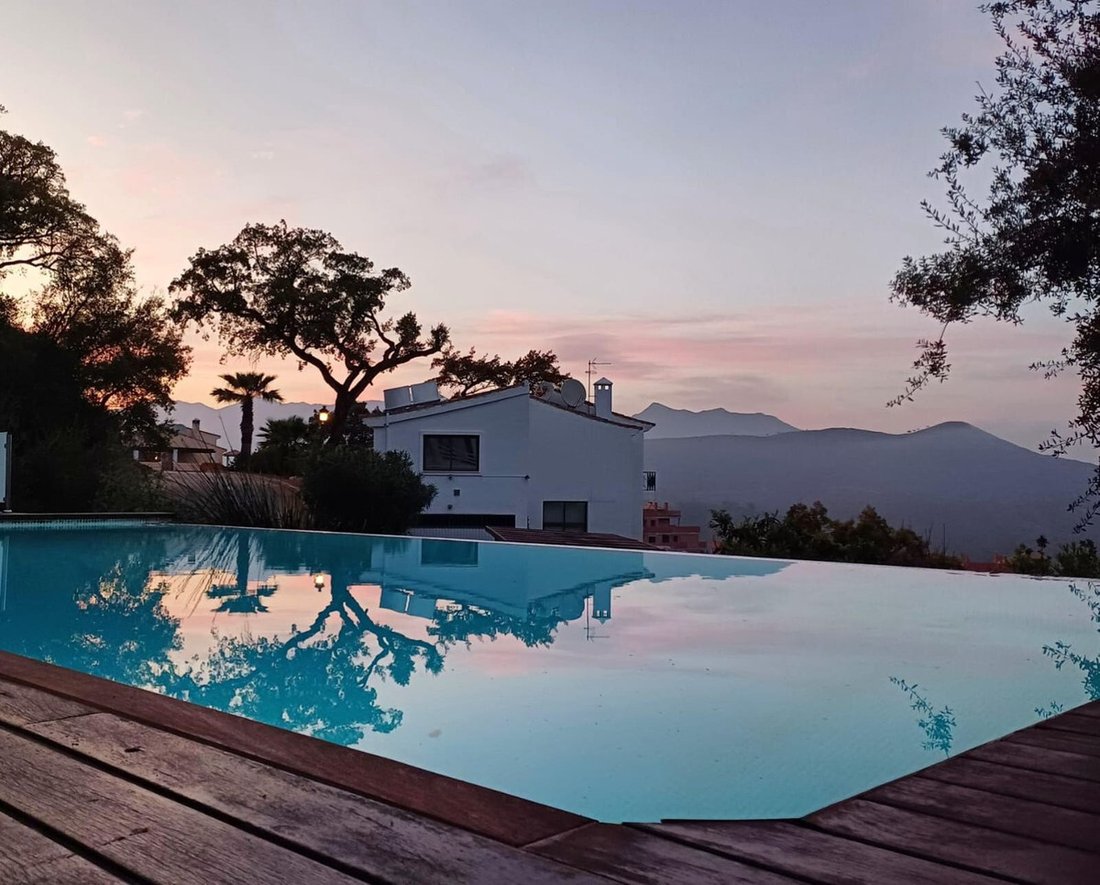 Villa in Elviria-Cabopino, Marbella, Spanien 4 - 19102161