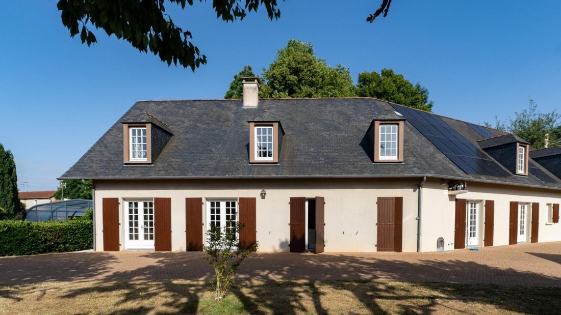 Casa en Civray, Nueva Aquitania, Francia 1 - 19102251