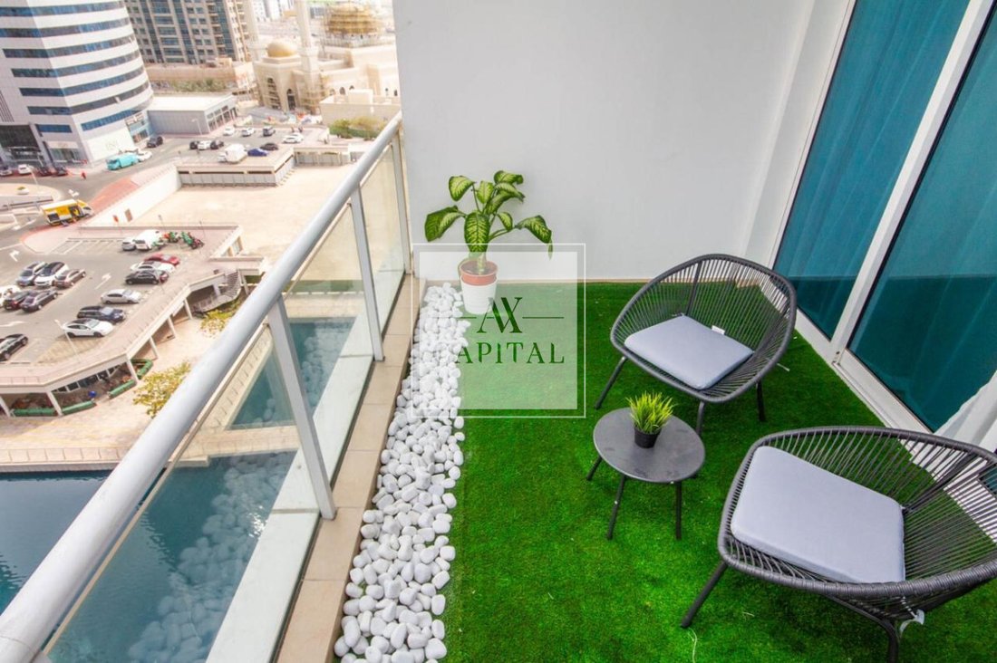 Apartment in Dubai Harbour, Dubai, United Arab Emirates 1 - 19102409