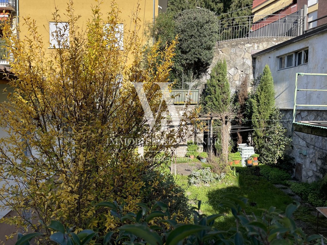 Maison à Campione d'Italia, Lombardie, Italie 3 - 19101765