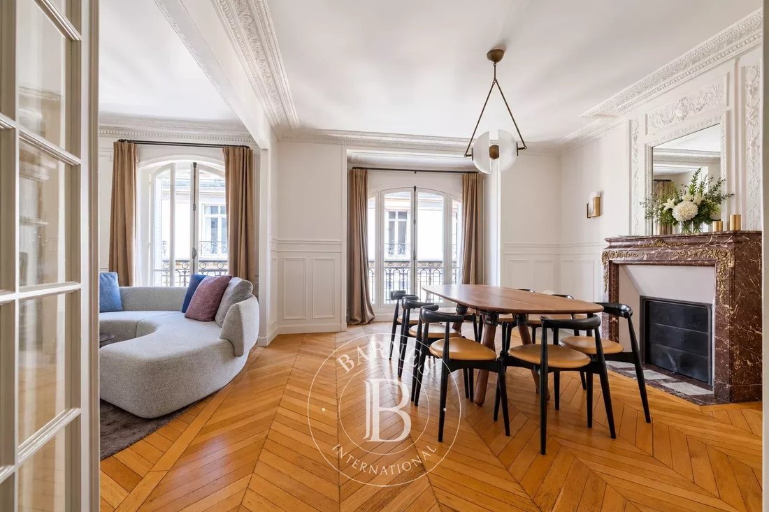 Appartement à Porte Dauphine, Paris 16e Arrondissement, Paris 2 - 19101970