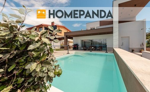 Villa en Quartu Sant'Elena, Cerdeña, Italia 1