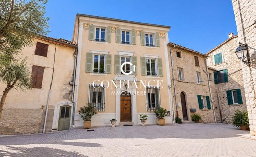 House in Saint-Martin-du-Var, Provence-Alpes-Côte d'Azur, France 1