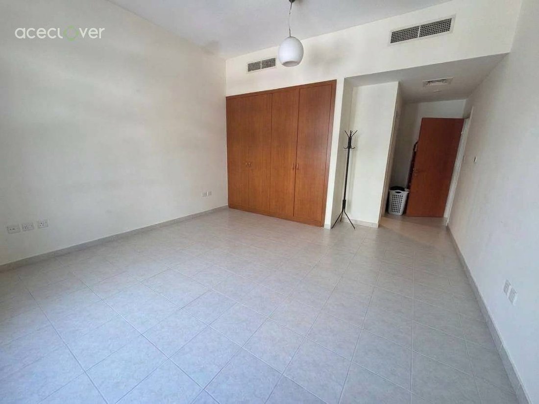 Apartment in Al Thanyah First, Al Thanyah, Dubai 1 - 19101673