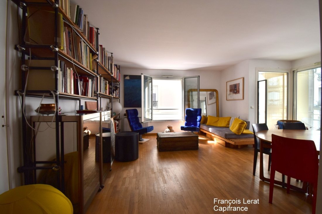 Apartment in Violet Commerce, Paris 15e Arrondissement, Paris 3 - 19102623