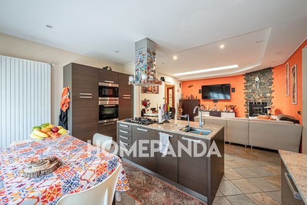 Haus in Porlezza, Lombardei, Italien 4 - 19070574