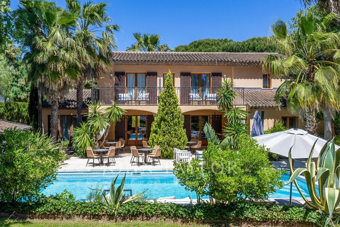 Villa à Grimaud, Provence-Alpes-Côte d'Azur, France 1 - 19102572