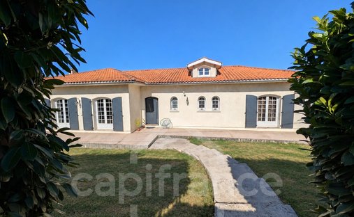Maison à La Terrasse, Saint-Loubès, France 1