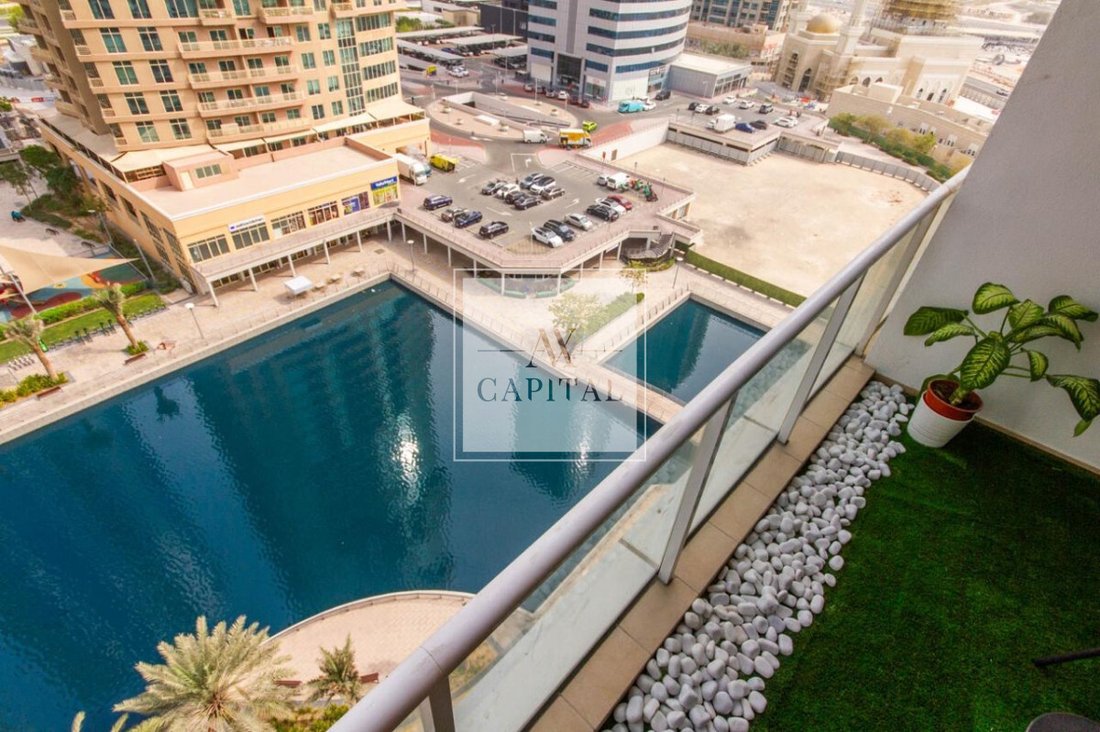 Apartment in Dubai Harbour, Dubai, United Arab Emirates 5 - 19102409